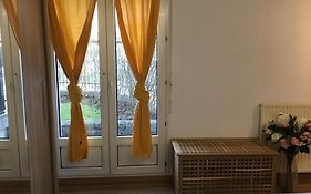 Garden Apartment F2 - Paris Disneyland